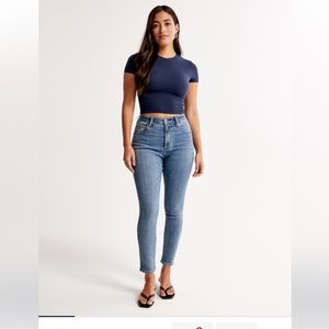 Abercrombie - Mid Rise Super Skinny Jeans